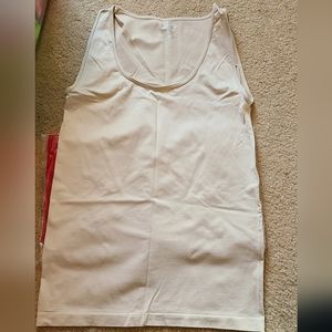 2 Zenana Basic Shaper Tanks